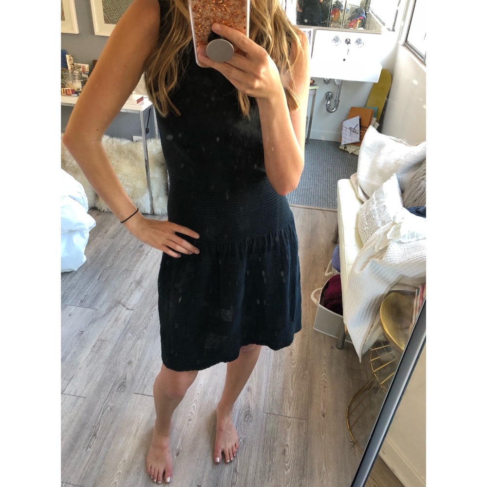 CLASSIC BLACK DRESS